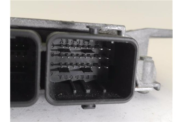 Recambio de centralita para citroen c2 1.1 referencia OEM IAM 9655756780 IAW48P27H 