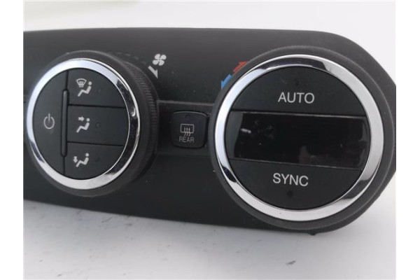 Recambio de mandos climatizador para jeep renegade (bu) 1.6 limited fwd referencia OEM IAM 07356377170 838742Z 