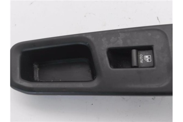 Recambio de mando elevalunas delantero derecho para jeep renegade (bu) 1.6 limited fwd referencia OEM IAM 07356039310  