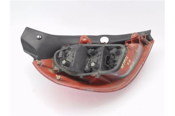 Recambio de piloto trasero derecho para renault clio iii 1.5 dci (br17, cr17) referencia OEM IAM 8200459960 89035080 
