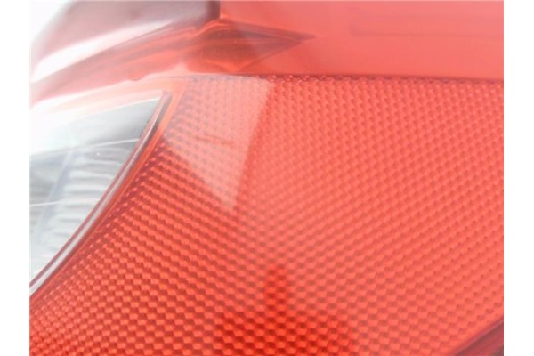Recambio de piloto trasero derecho para renault clio iii 1.5 dci (br17, cr17) referencia OEM IAM 8200459960 89035080 
