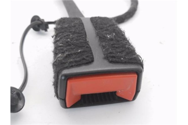 Recambio de anclaje cinturon delantero derecho para jeep renegade (bu) 1.6 limited fwd referencia OEM IAM 34217844A 52029232 