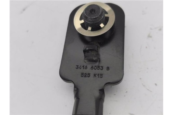 Recambio de anclaje cinturon delantero izquierdo para jeep renegade (bu) 1.6 limited fwd referencia OEM IAM 34217845A 5,20E+07 