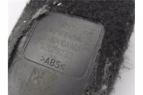 Recambio de anclaje cinturon delantero izquierdo para jeep renegade (bu) 1.6 limited fwd referencia OEM IAM 34217845A 5,20E+07 