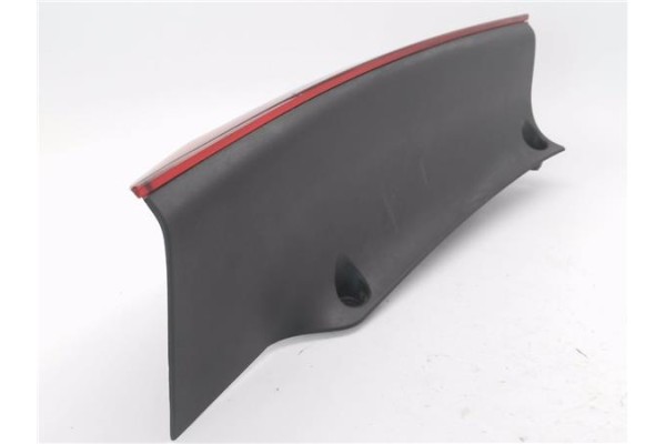 Recambio de piloto trasero derecho para renault espace iv (jk0) 2.0 dci (jk01, jk03) referencia OEM IAM 8200394724  