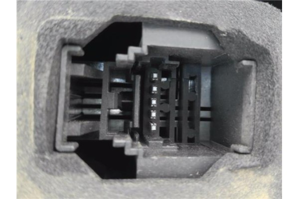 Recambio de piloto trasero derecho para renault espace iv (jk0) 2.0 dci (jk01, jk03) referencia OEM IAM 8200394724  