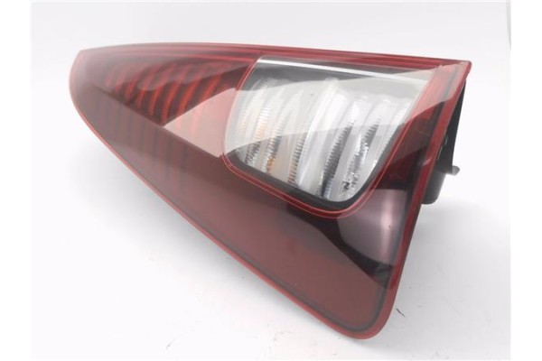 Recambio de piloto trasero izquierdo para renault espace iv (jk0) 2.0 dci (jk01, jk03) referencia OEM IAM 8200394722  