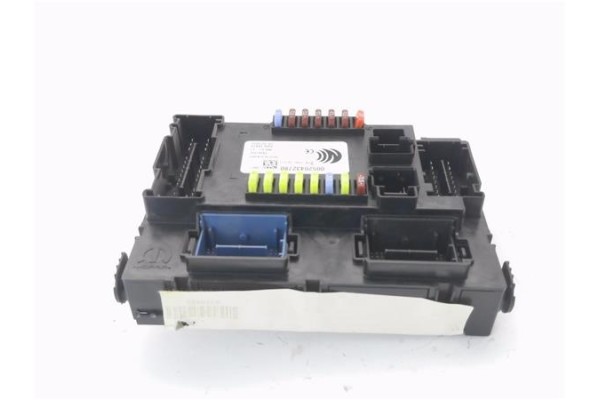 Recambio de caja fusibles/rele para jeep renegade (bu) 1.6 limited fwd referencia OEM IAM 00520432780 520432780 