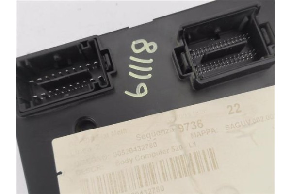 Recambio de caja fusibles/rele para jeep renegade (bu) 1.6 limited fwd referencia OEM IAM 00520432780 520432780 