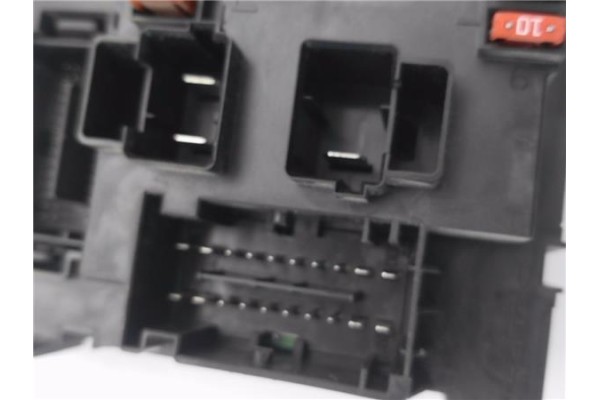 Recambio de caja fusibles/rele para jeep renegade (bu) 1.6 limited fwd referencia OEM IAM 00520432780 520432780 