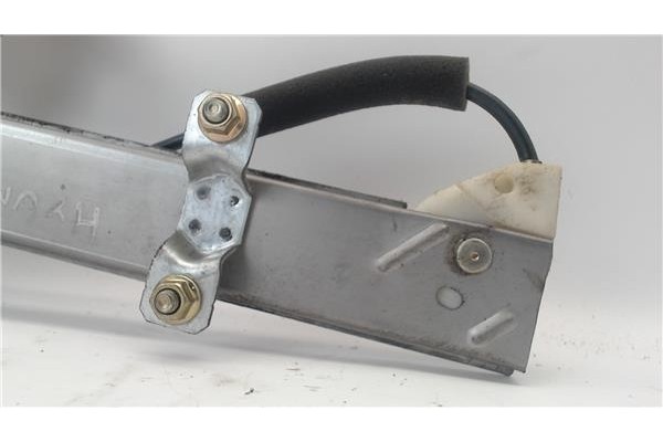 Recambio de mecanismo elevalunas delantero derecho para hyundai getz (tb) referencia OEM IAM 824041C010 988201C300 988201C300 , 