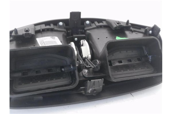 Recambio de rejilla entrada de aire para jeep renegade (bu) 1.6 limited fwd referencia OEM IAM 07355999620  