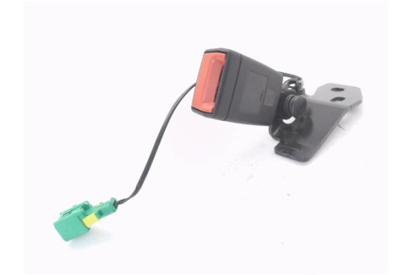 Recambio de anclaje cinturon trasero central para jeep renegade (bu) 1.6 limited fwd referencia OEM IAM 34174908C 735598099 