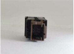 Recambio de interruptor luces emergencia para peugeot 207 1.4 x-line referencia OEM IAM 96472122KR  