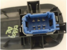 Recambio de mando elevalunas delantero derecho para renault master iii combi 2.3 l2h2 3,5t referencia OEM IAM 8200548968  