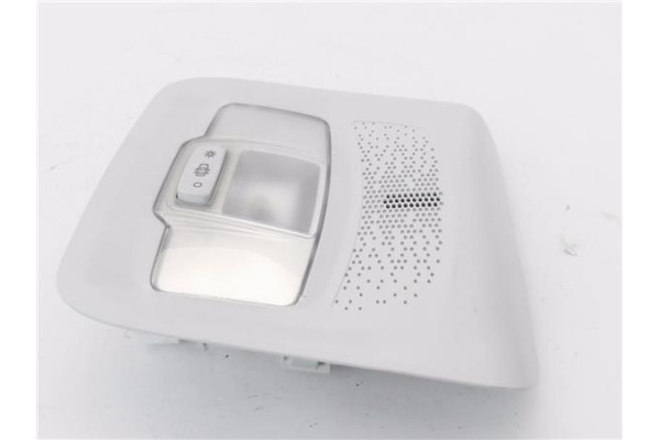 Recambio de luz delantero central techo para peugeot 2008 1.2 access referencia OEM IAM 9674441377  