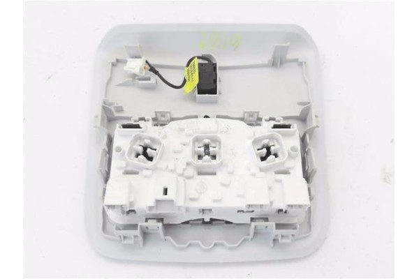 Recambio de luz delantero central techo para peugeot 2008 1.2 access referencia OEM IAM 9674441377  