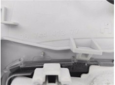 Recambio de luz delantero central techo para peugeot 2008 1.2 access referencia OEM IAM 9674441377  