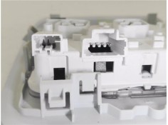 Recambio de luz delantero central techo para peugeot 2008 1.2 access referencia OEM IAM 9674441377  