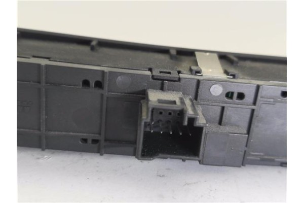 Recambio de mando multifuncion para jeep renegade (bu) 1.6 limited fwd referencia OEM IAM 07356350240  