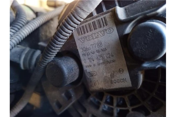 Recambio de alternador para volvo xc90 d5 referencia OEM IAM 30667788 0124625024 