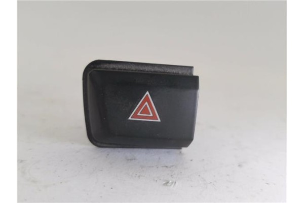 Recambio de interruptor luces emergencia para peugeot 2008 1.2 access referencia OEM IAM 96750916ZD  