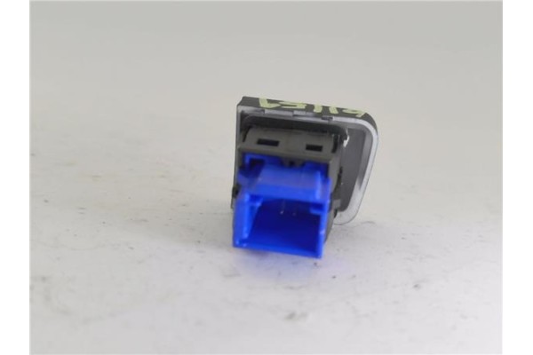 Recambio de interruptor luces emergencia para peugeot 2008 1.2 access referencia OEM IAM 96750916ZD  
