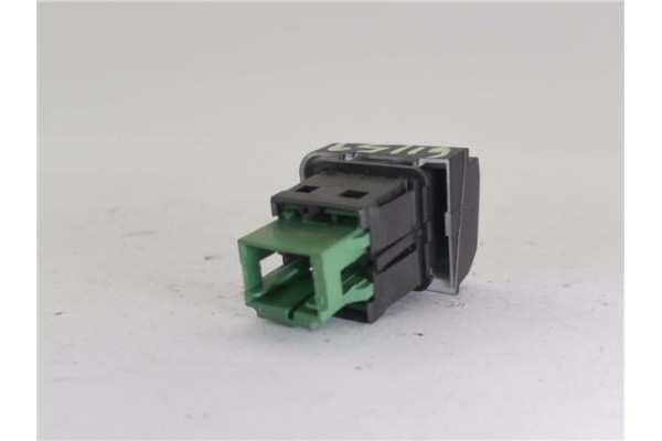 Recambio de boton cierre centralizado para peugeot 2008 1.2 access referencia OEM IAM 96750383ZD  