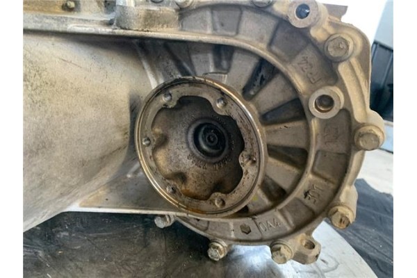 Recambio de caja cambios manual para volkswagen golf vii berlina (bq1/be2) 1.6 sport referencia OEM IAM TKV 30101964 