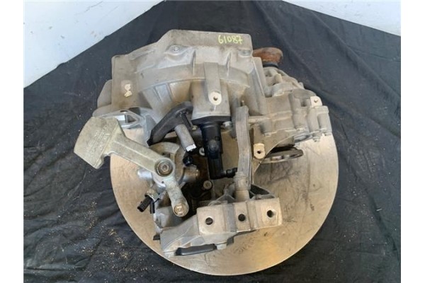 Recambio de caja cambios manual para volkswagen golf vii berlina (bq1/be2) 1.6 sport referencia OEM IAM TKV 30101964 