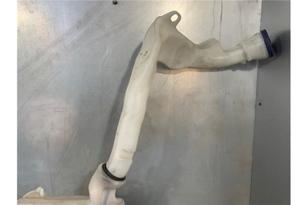 Recambio de deposito limpiaparabrisas para peugeot 2008 1.2 access referencia OEM IAM 968398868000  