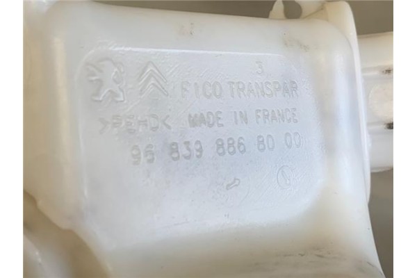 Recambio de deposito limpiaparabrisas para peugeot 2008 1.2 access referencia OEM IAM 968398868000  