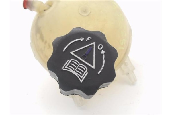 Recambio de botella expansion para peugeot 308 1.6 gt referencia OEM IAM 1323AH  