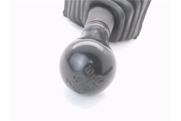 Recambio de palanca de cambio para suzuki vitara (se/sf/et) 1.9 td largo lujo referencia OEM IAM 2930060A13  