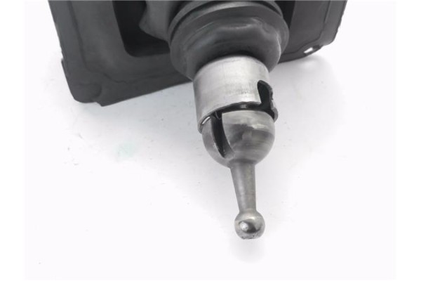 Recambio de palanca de cambio para suzuki vitara (se/sf/et) 1.9 td largo lujo referencia OEM IAM 2930060A13  