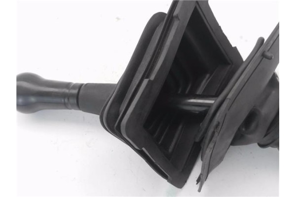 Recambio de palanca de cambio para suzuki vitara (se/sf/et) 1.9 td largo lujo referencia OEM IAM 2930060A13  