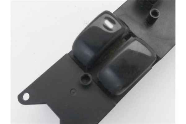 Recambio de mando elevalunas delantero izquierdo para mitsubishi galloper (hyundai) 2.5 d referencia OEM IAM MR277357  