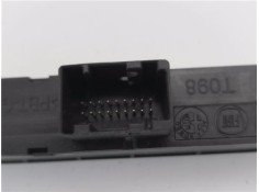 Recambio de mando multifuncion para opel combo d 1.3 selection l2h1 referencia OEM IAM 95524530  