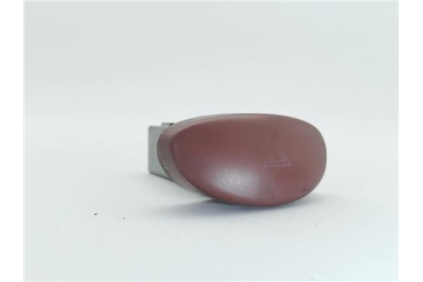 Recambio de interruptor luces emergencia para citroen xsara picasso 2.0 hdi referencia OEM IAM 6554W9  