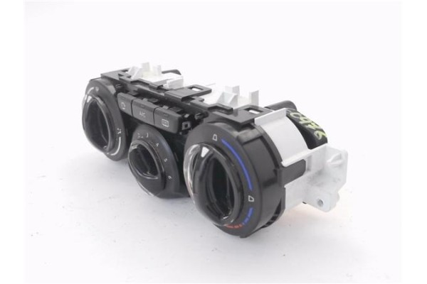 Recambio de mandos calefaccion / a.a. para peugeot 208 1.2 access referencia OEM IAM E1063071  