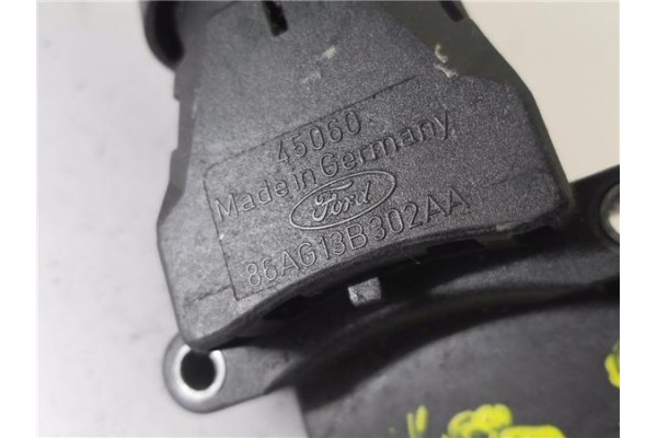 Recambio de mando intermitencia para ford orion 1.3 gl referencia OEM IAM 86AG13B302AA  