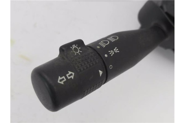 Recambio de mando intermitencia para ford fiesta berlina (dx) 1.8 ambiente referencia OEM IAM XS6T11K355AA  