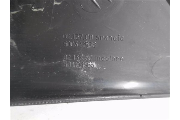 Recambio de piloto intermitente lat. delantero izquierdo para iveco daily camión/volquete 2.8 35 - c 13 caja abierta referencia 