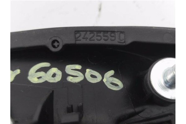 Recambio de maneta exterior puerta corredera derecha para opel combo d 1.3 selection l2h1 referencia OEM IAM 242559C  