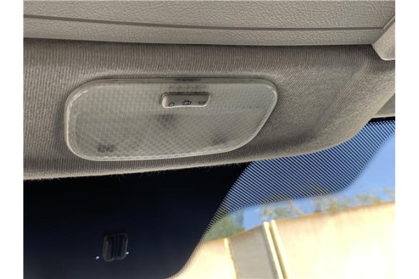 Recambio de luz delantero central techo para peugeot expert furgón 2.0 furgón l1h1 referencia OEM IAM 6362Q1  