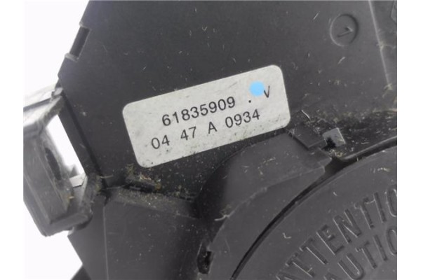 Recambio de mando intermitencia para renault megane ii berlina 3p 1.5 authentique confort referencia OEM IAM 820021645909C4 6,18