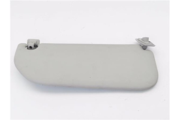 Recambio de parasol izquierdo para citroen c3 1.1 i referencia OEM IAM 8143GA  