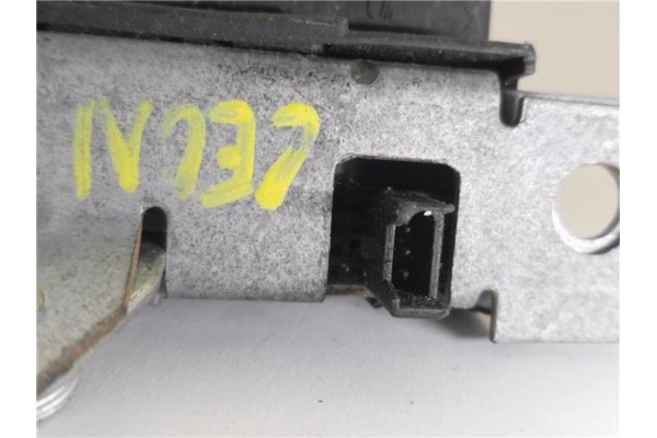 Recambio de cerradura porton para seat leon (1m1) 1.9 signo referencia OEM IAM 6L6827505A  