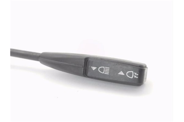 Recambio de mando intermitencia para ford capri 1.6 gl referencia OEM IAM 76FG13335AA  