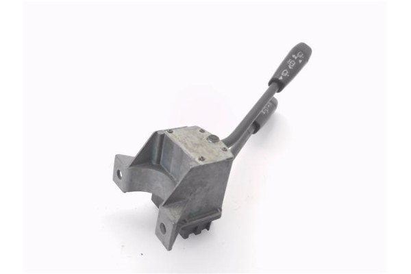 Recambio de mando limpiaparabrisas para ford fiesta berlina 1.3 ghia referencia OEM IAM 77FG11K665CA  